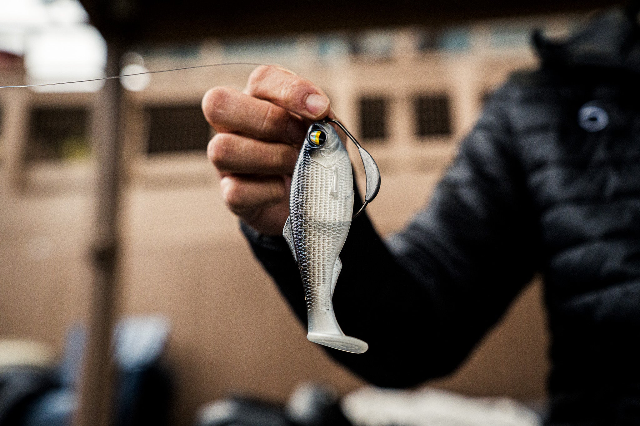 Super Sweep 5.3 Swimbait – Aggressive Action, Weedless Rigging