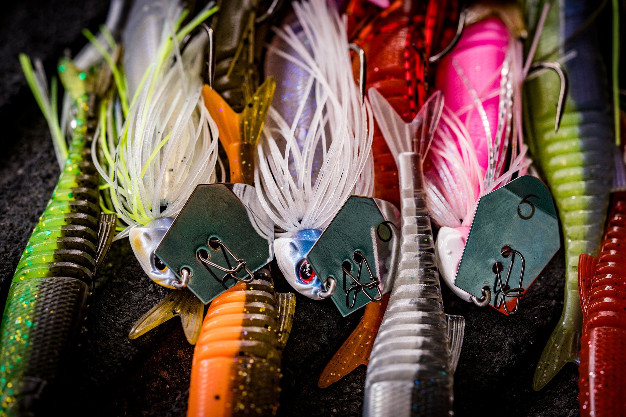 JigSaw Bladed Jig - White Ice – 6th Sense Fishing
