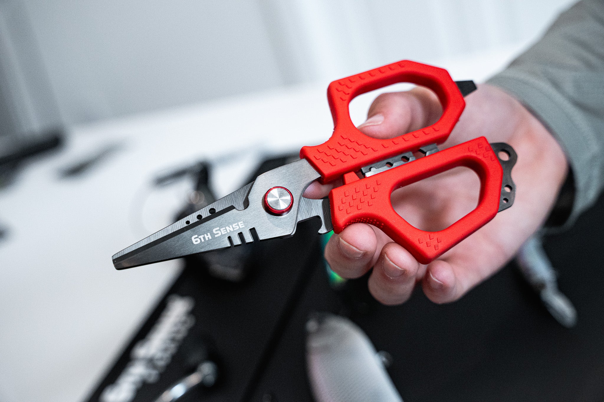 6th Sense Pro Fishing Shears - Red – 6th Sense Fishing
