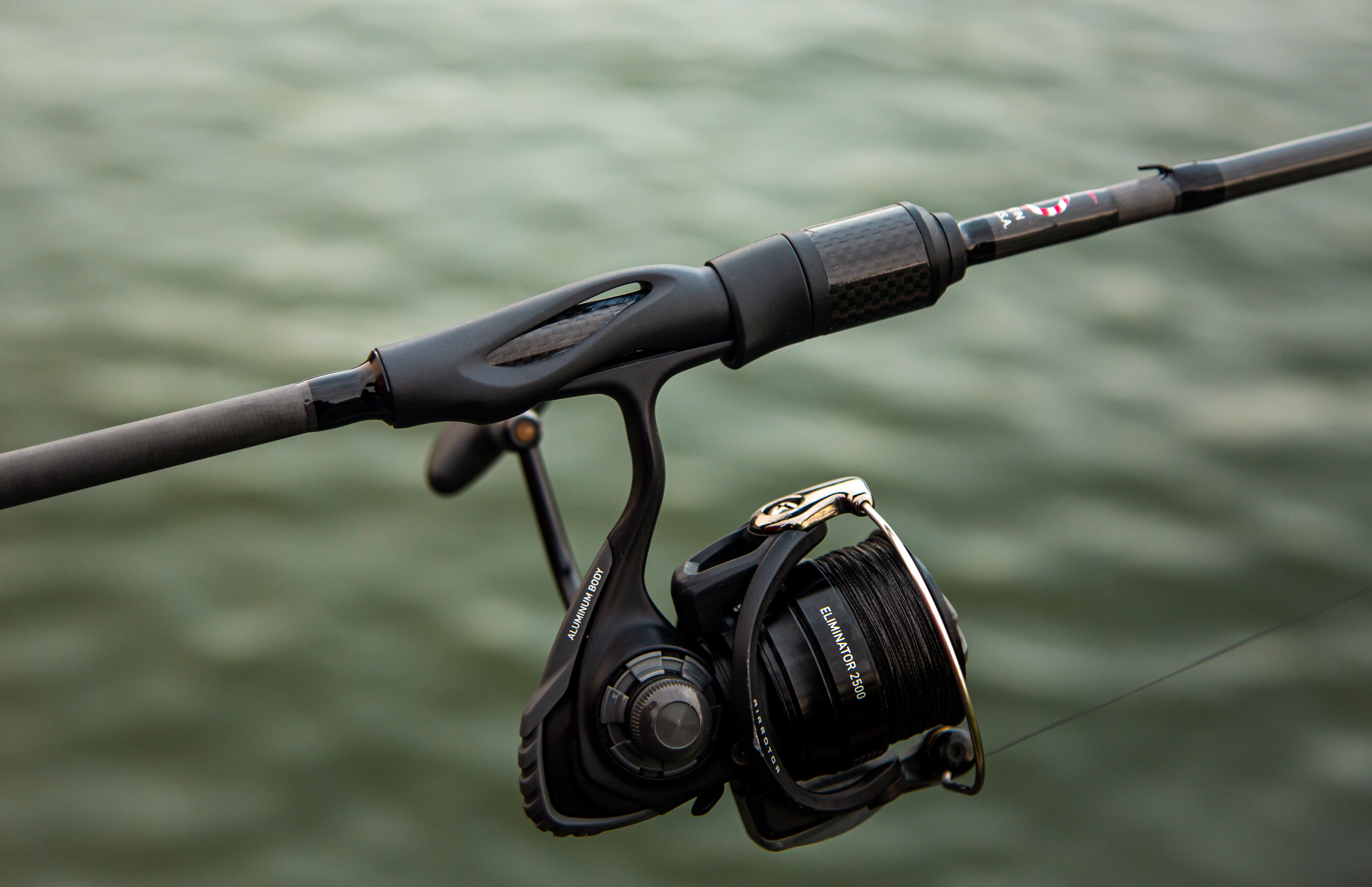 USA Custom Spinning Rod Series - 7' 3" Medium-Light