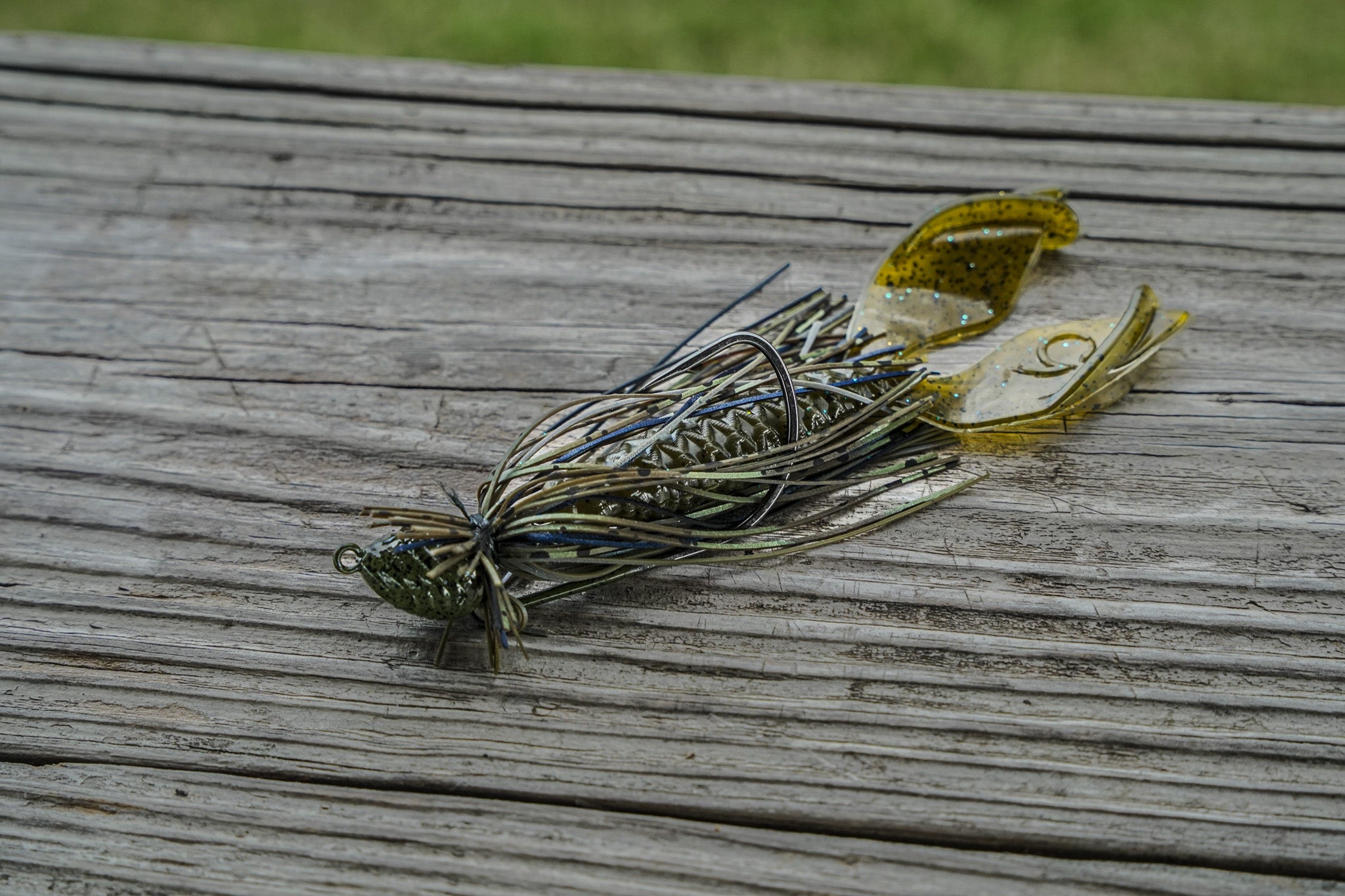 6th Sense Fishing - Axle Hybrid Finesse Jigs - Green Pumpkin